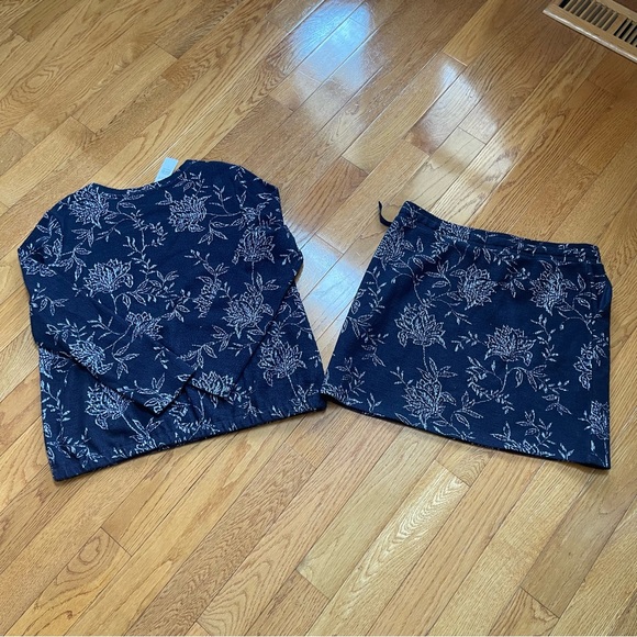 Loft Jacquard Skirt and Sweater Set Textured Dark Blue Floral Cotton blend Sz L - Picture 15 of 15